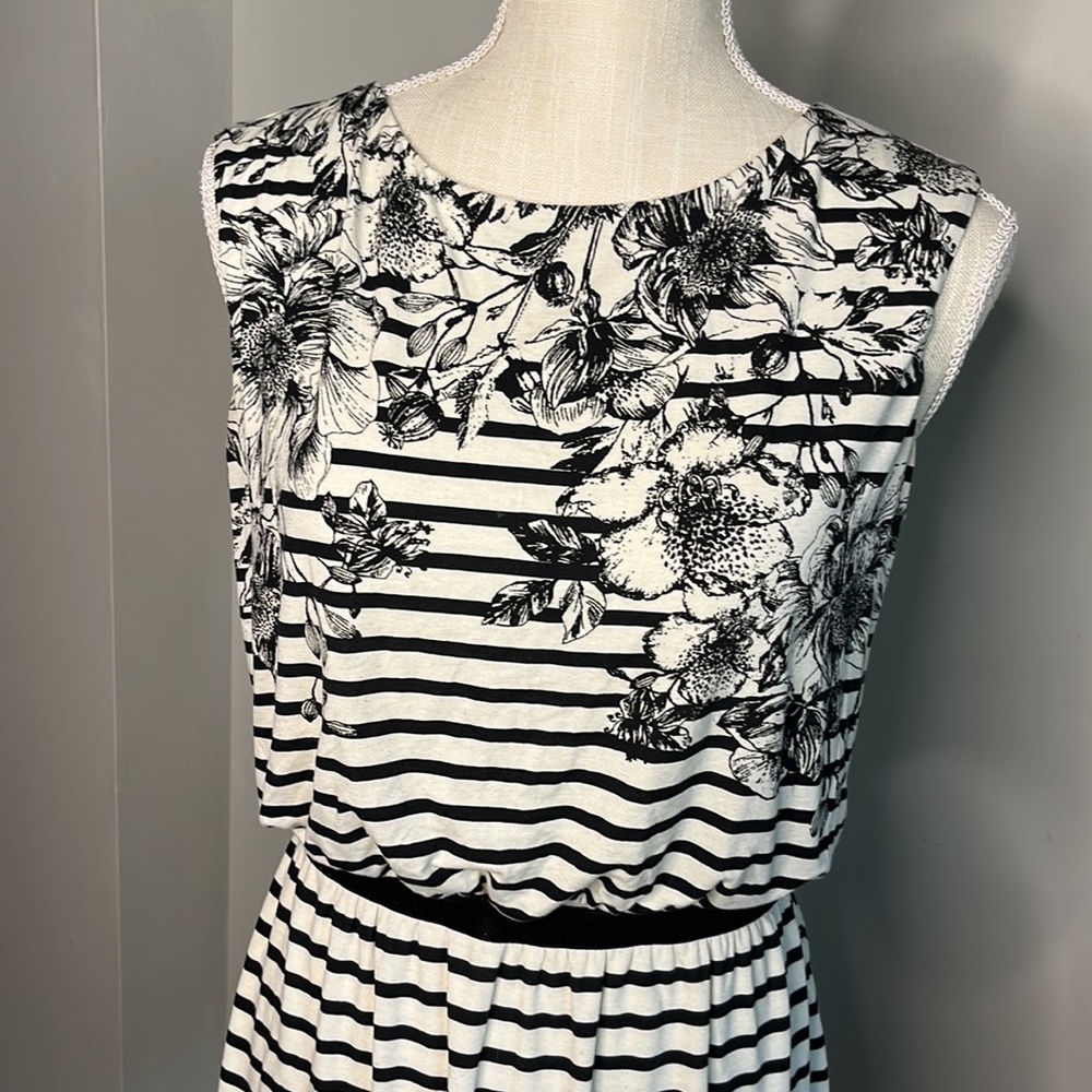LOFT STRIPPED DRESS - Picture 2 of 7